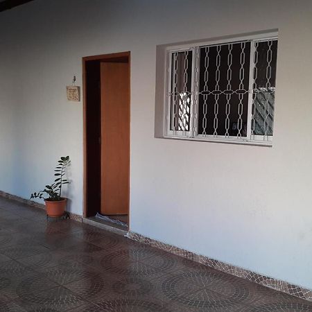Vanildo Oliveira Uberlândia Buitenkant foto