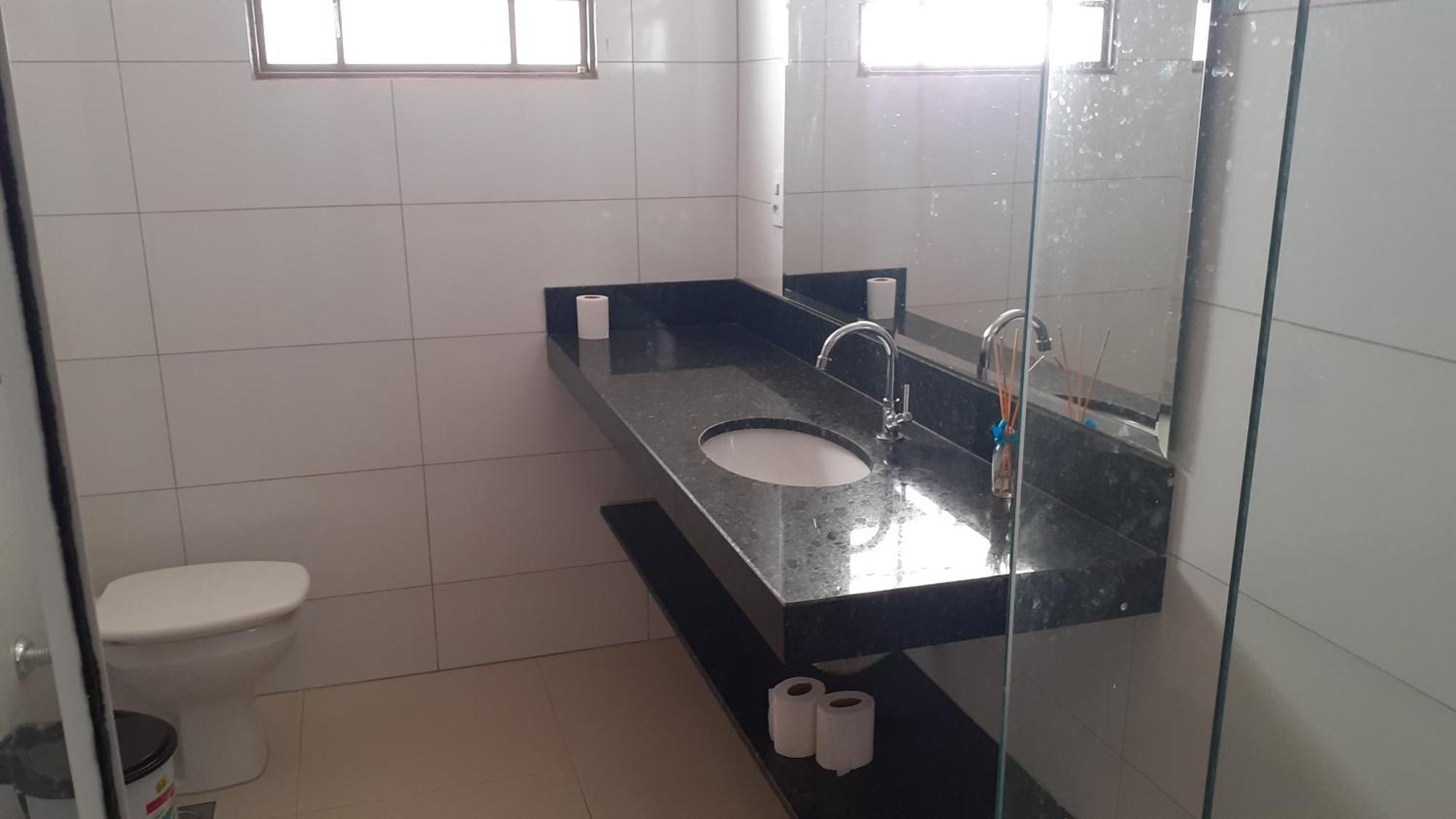Vanildo Oliveira Uberlândia Buitenkant foto
