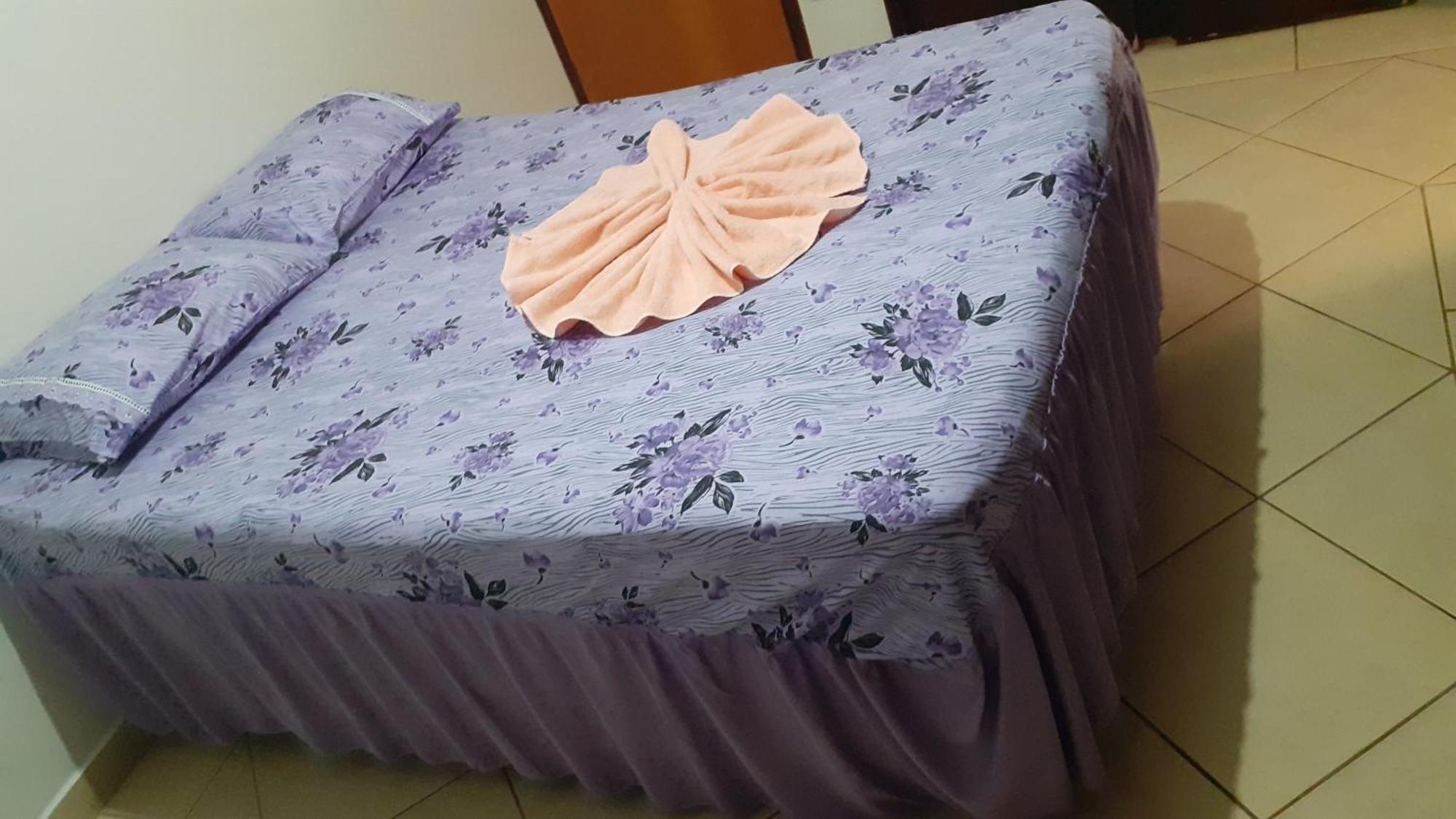 Vanildo Oliveira Uberlândia Buitenkant foto